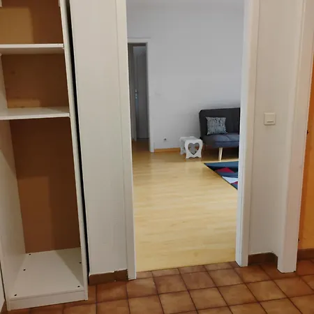 Frontiere Basel Airport Appartement *