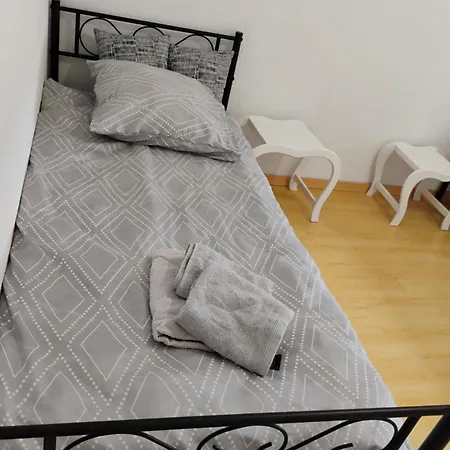 Appartement Frontiere Basel Airport